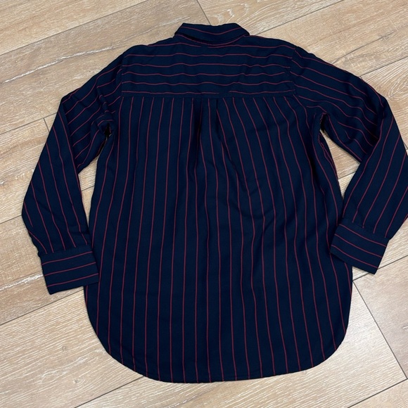 Banana Republic "Parker Tunic Fit" Striped Long Sleeve Shirt - Picture 4 of 6